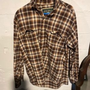 Field and stream large plaid button up